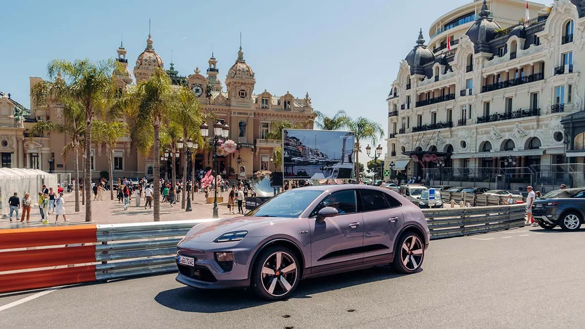 Porsche Macan 4S Electric mẫu xe SUV thuần điện