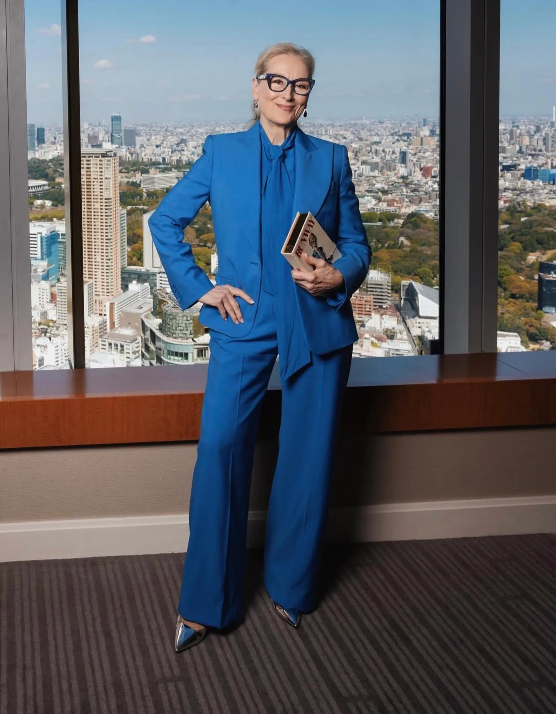 Suit xanh Cerulean Alexander McQueen