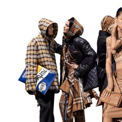 Burberry ra mắt chiến dịch Thu Đông 2022