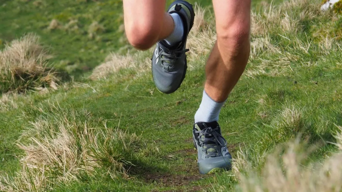 giày saucony  chạy trail