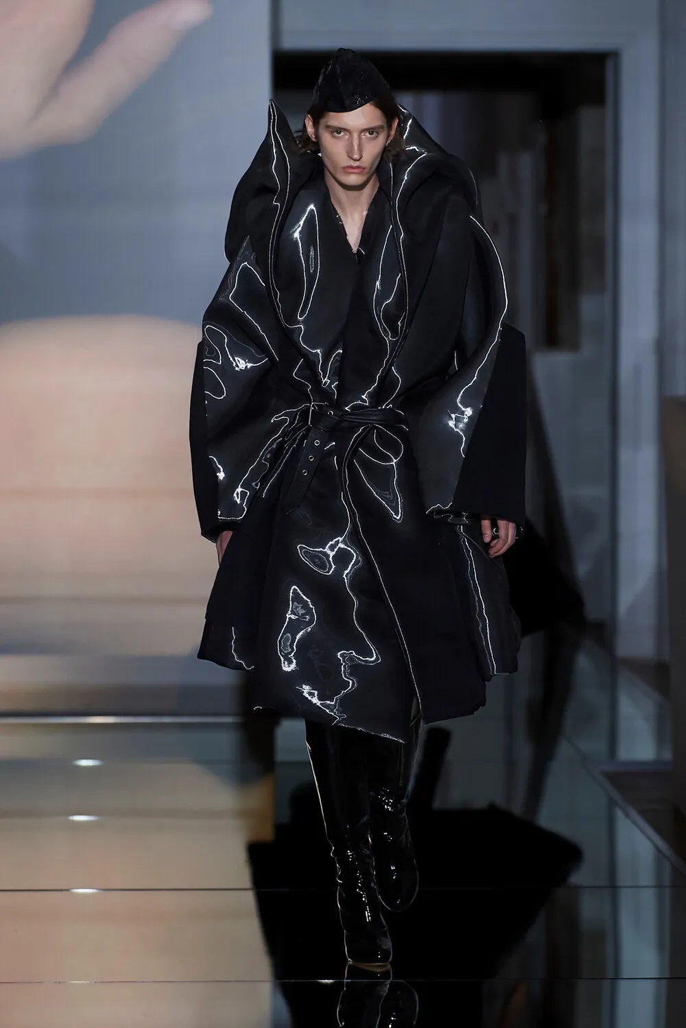 elle-john-galliano-roi-maison-margiela-final (5)