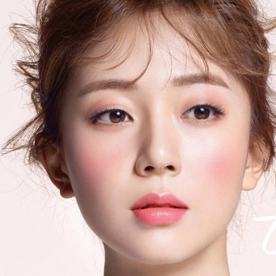 Xua tan quầng thâm và bọng mắt với những mẹo dưỡng da quanh mắt đơn giản