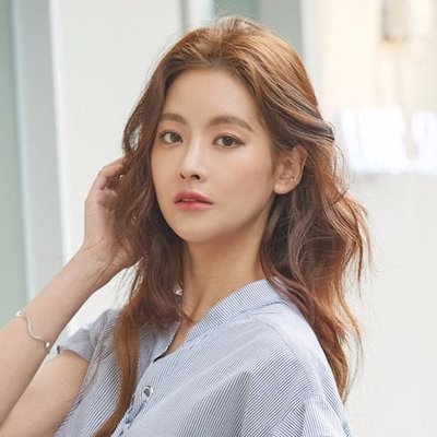 phụ nữ hàn chăm sóc da ft01a