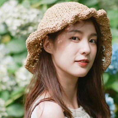 biotin có ngăn rụng tóc không? Ảnh: sanook.