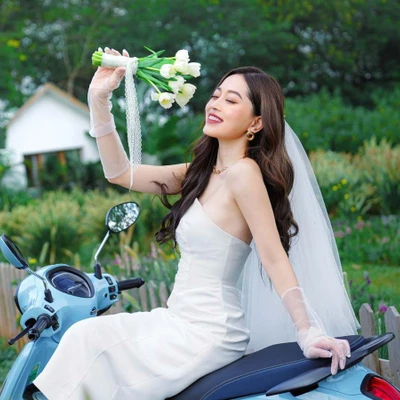 á hậu phương nga