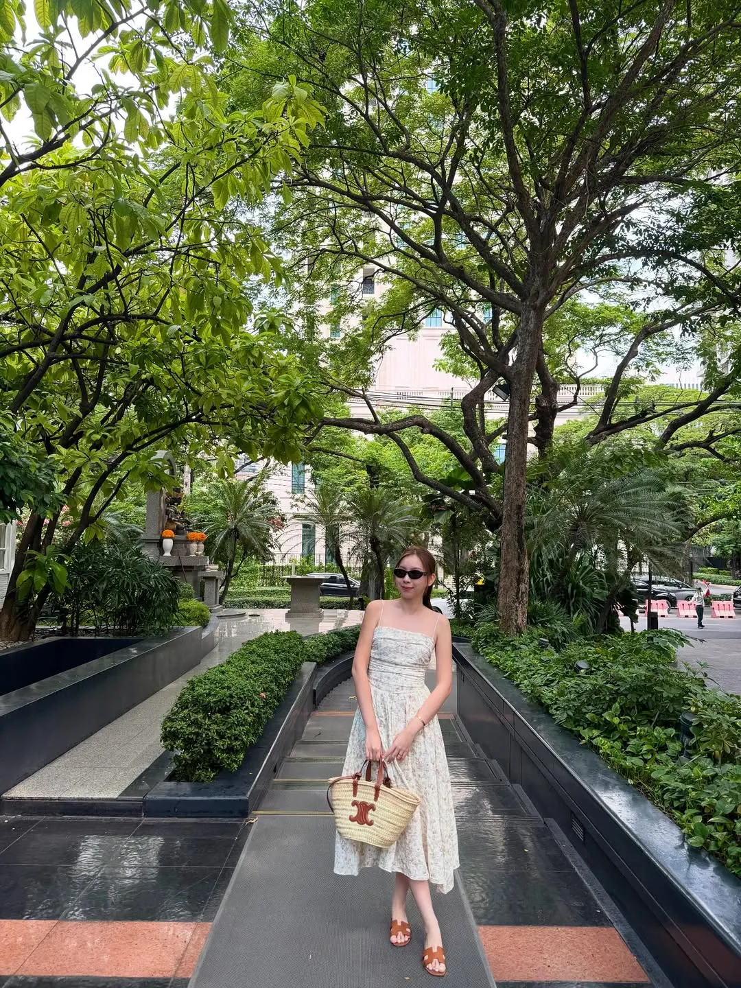 đầm midi