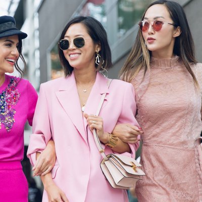 Khởi đầu tháng mới tràn đầy năng lượng với 5 gam màu "hạnh phúc"