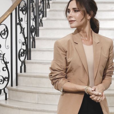 Victoria Beckham giờ đã được tôn vinh như nhà thiết kế thời trang thực thụ