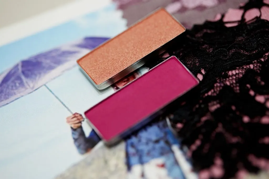 Nars Strange Flowers phấn