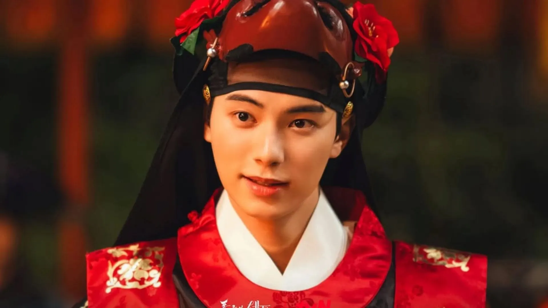 Lee Heon giải cứu Ji Yeong trong tập 3 ngự trù của bạo chúa