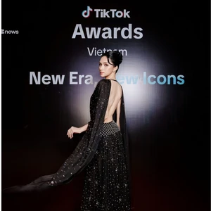Điểm lại những gương mặt nổi bật “thắp sáng” thảm đỏ TikTok Awards Việt Nam 2025