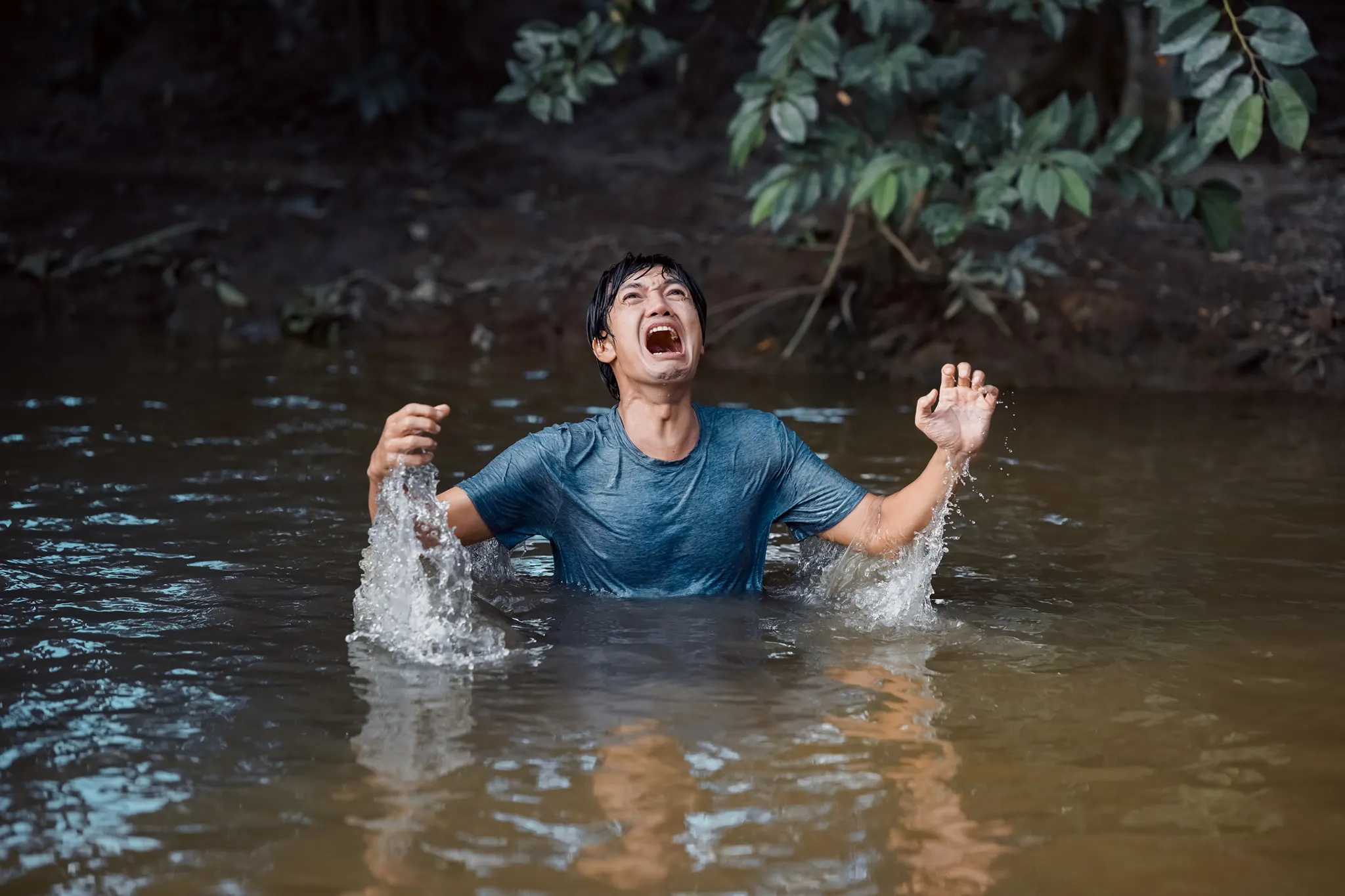 quang tuấn nhà ma xó