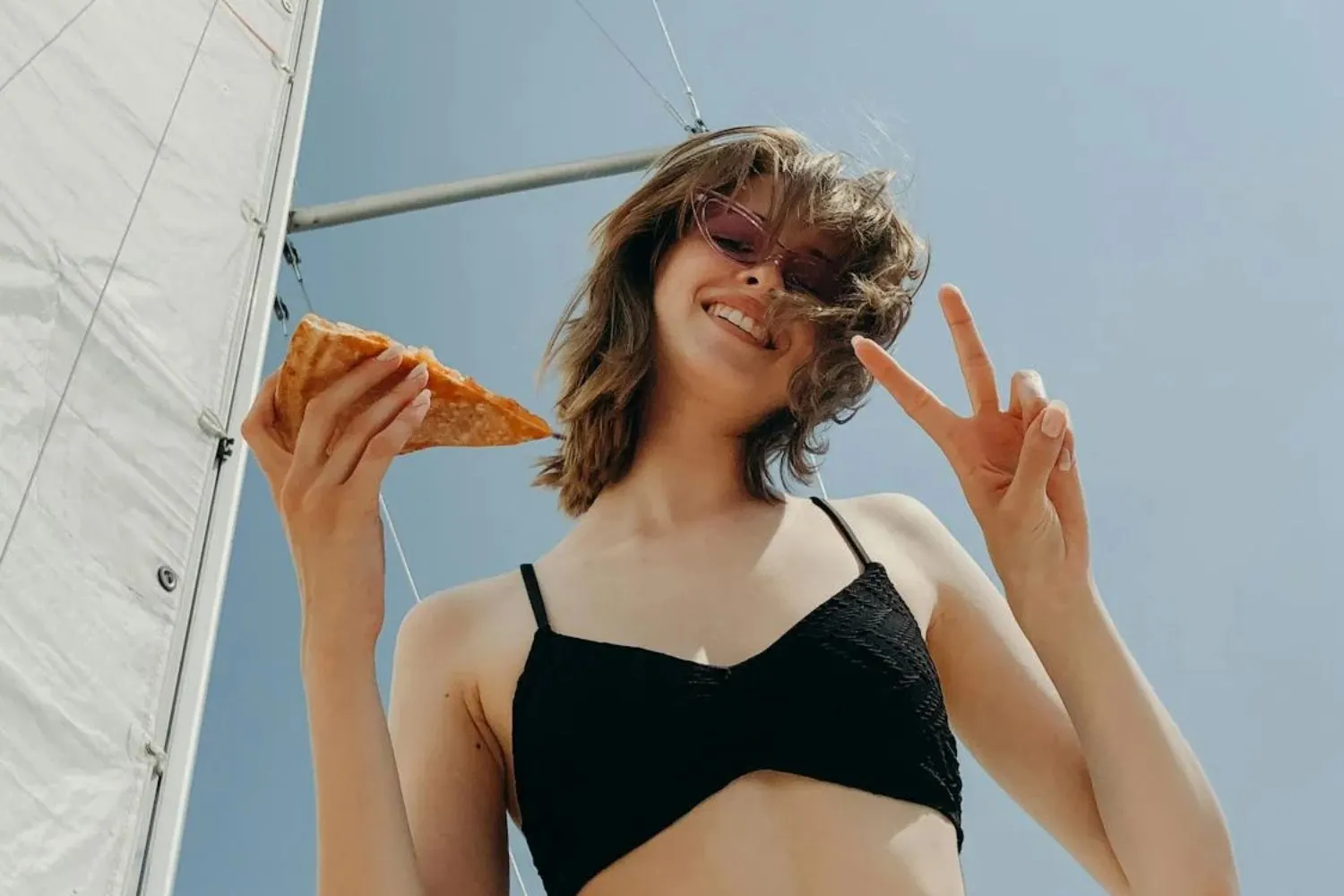 Cô gái thích uống Espresso, ăn pizza trong bài trắc nghiệm