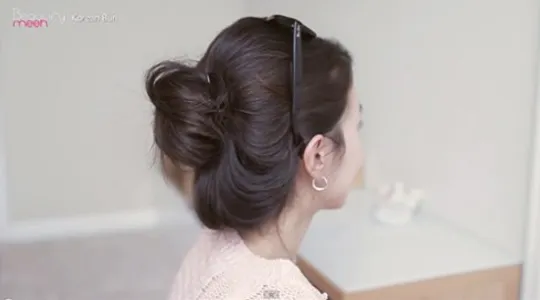 3 cách búi tóc đẹp cho Hè 2016 - ELLE Việt Nam (8)