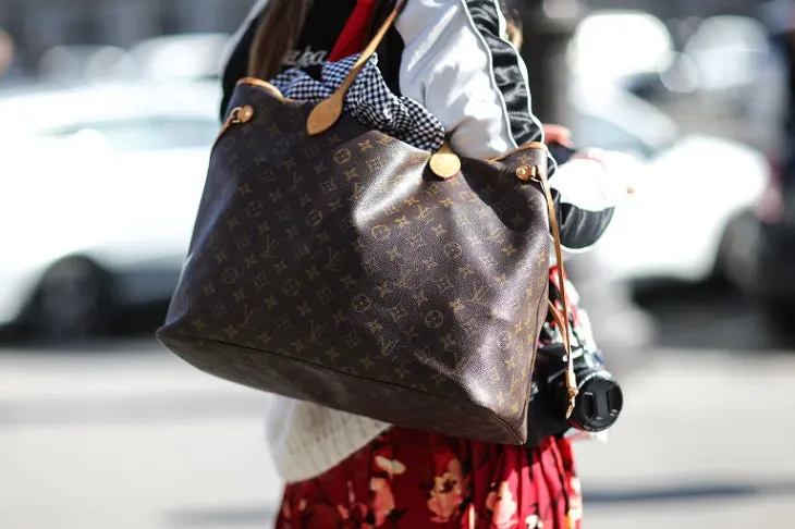 ELLE Việt Nam - Những chiếc túi xách cổ điển đã trở thành tượng đài trong giới thời trang (7)