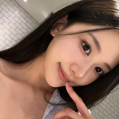 Người mẫu Hàn với dáng mũi tự nhiên