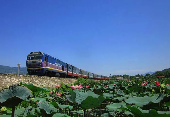 di chuyển bằng tàu hỏa Tết Nguyên Đán - elle vietnam