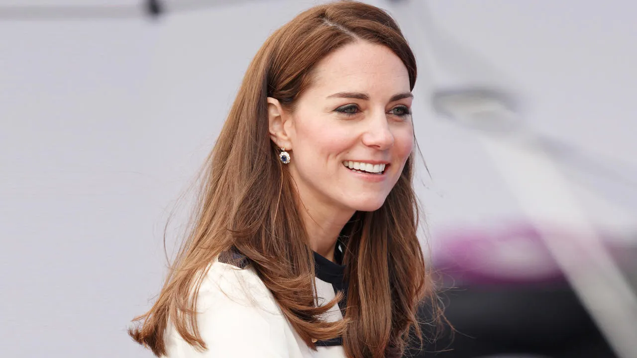 công nương kate middleton son môi