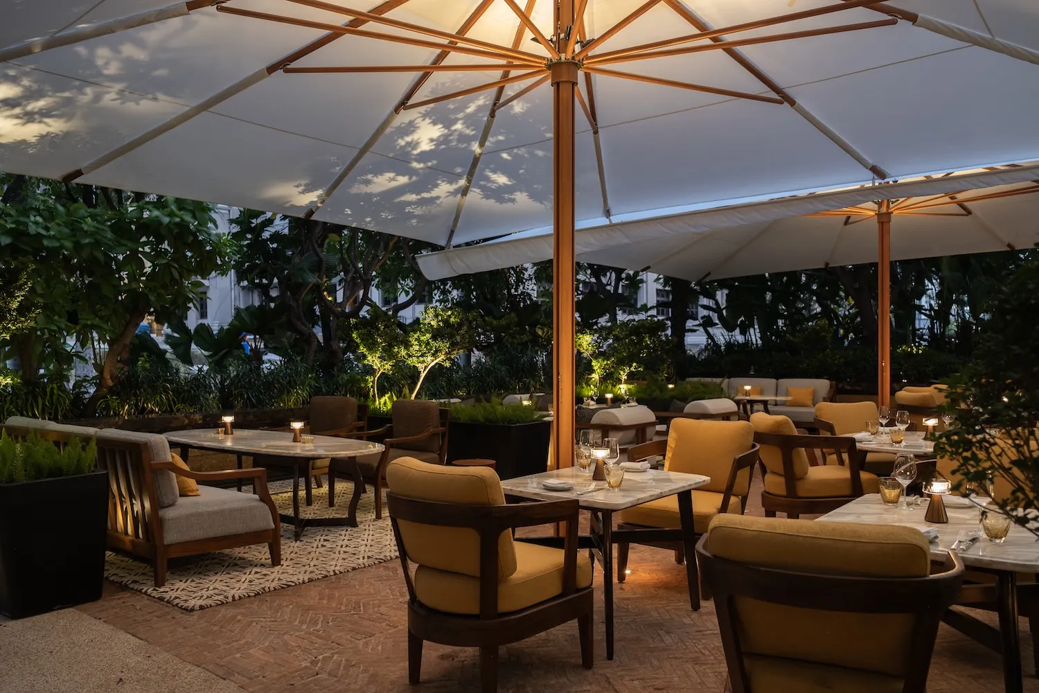 không gian ngoài trời park hyatt terrace