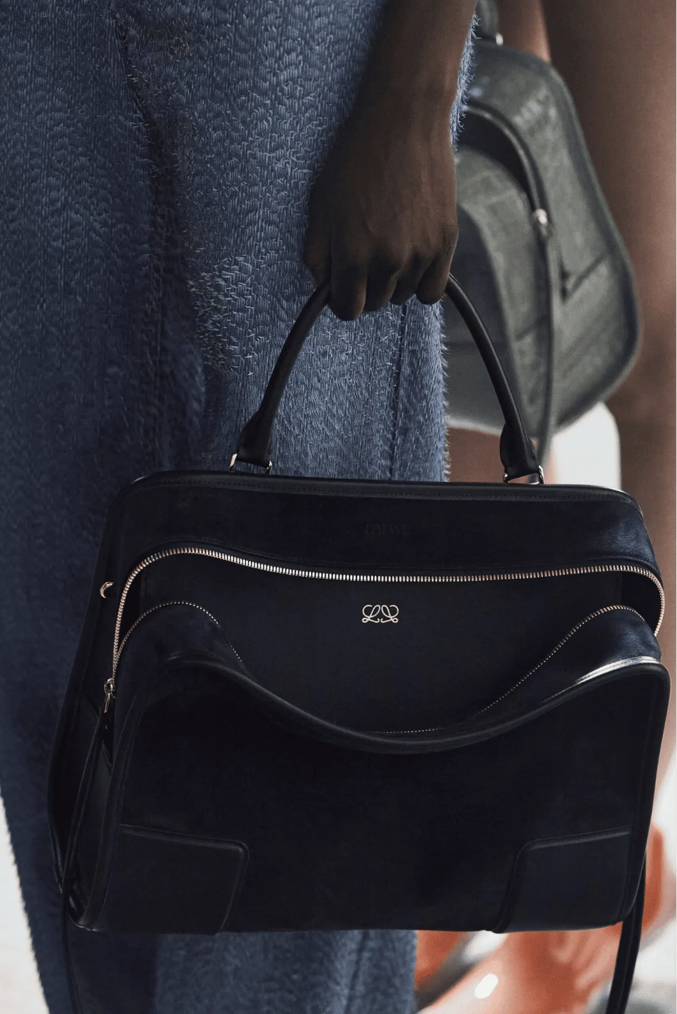 túi loewe amazona đen