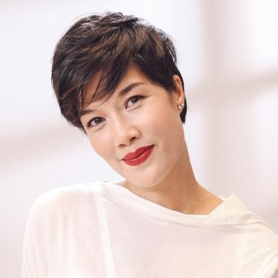 chị Kim Oanh Power of Radiance feature
