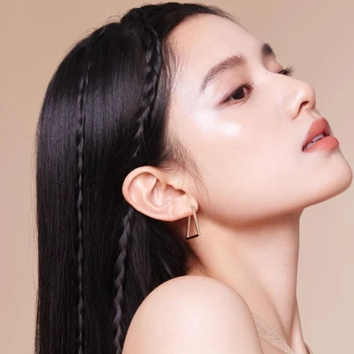 Trương Tịnh Nghi, da trắng peel da