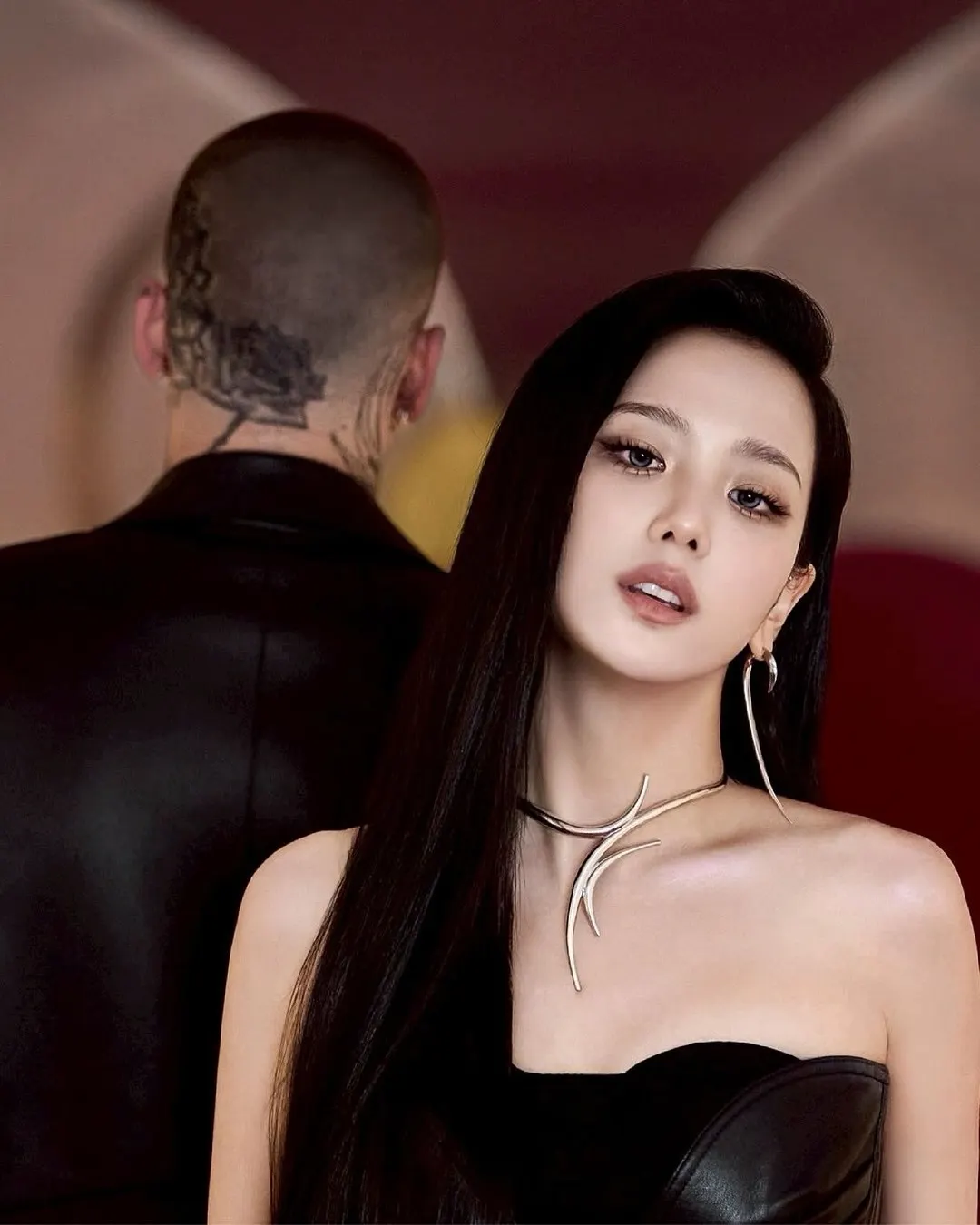 Jisoo hợp tác cùng Zayn trong "Eyes Closed"