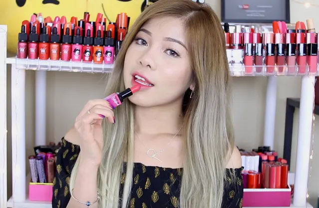 Beauty bloggers và dòng mỹ phẩm mang đậm dấu ấn của mình ELLE VN