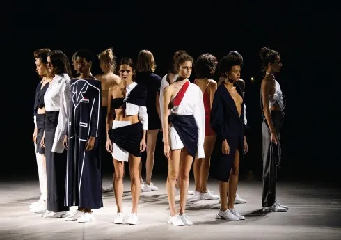 thế giới thời trang: Show diễn Xuân-Hè 2016 của Jacquemus