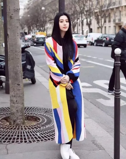 Học tập bí quyết thời trang U40 đẳng cấp của Phạm Băng Băng - ELLE VN