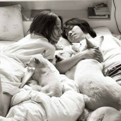 vo chong lee hyori - elle vietnam featured image