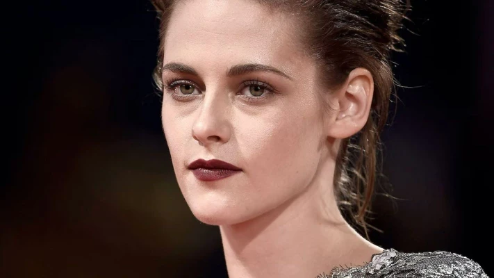 son môi gothic kristen stewart