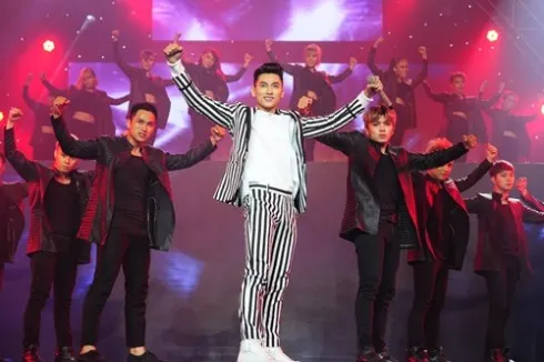 gala-trao-giai-The-Remix-Hoa-am-anh-sang-2015-Nguoiduatin (87)