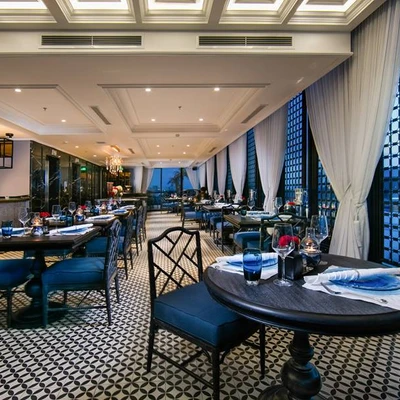 Độc đáo và tinh túy Nhà hàng Red Bean & Twilight Sky Bar - ELLE VN