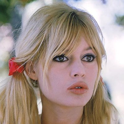 xu hướng làm đẹp từ năm Brigitte Bardot chào đời. Ảnh: Vogue.