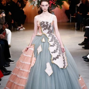 Những BST nổi bật tại tuần lễ Haute Couture Xuân-Hè 2017 - ELLE VN