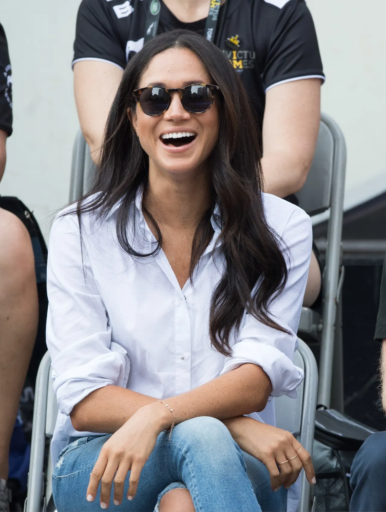 Ai là ứng cử viên sáng giá thiết kế váy cưới cho nàng dâu tương lai Meghan Markle trong ngày trọng đại