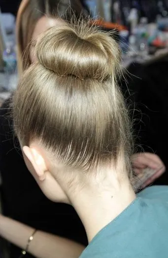 Những bí quyết làm đẹp thay đổi cuộc sống - Khuyến đại mái tóc sấy phồng