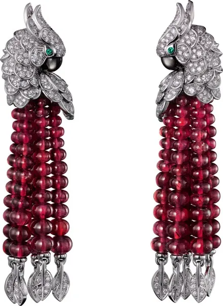 jeanette-aw-noi-bat-tai-stars-awards-2016-voi-trang-suc-cartier_ellevietnam8