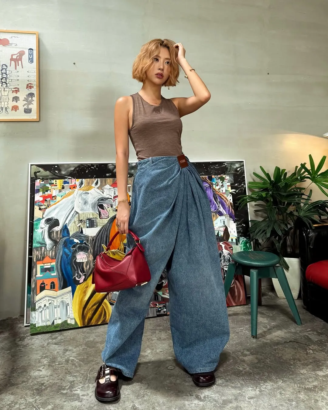 Quỳnh Anh Shyn áo tank top