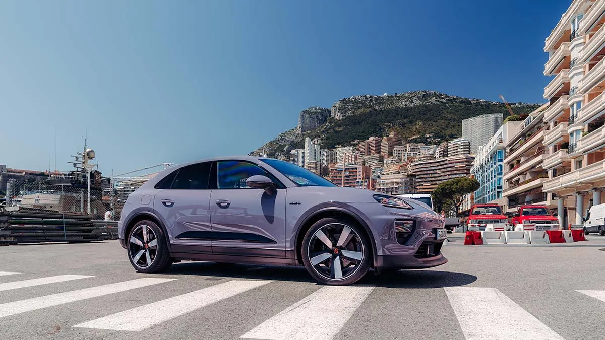 Porsche Macan 4S Electric mẫu xe SUV mạnh mẽ, linh hoạt va chính xác