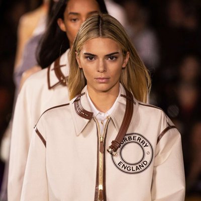 bộ sưu tập burberry xuân hè 2020 tin thời trang