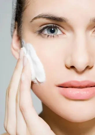 9 bí quyết chăm sóc da trước tuổi 30 ELLE VN