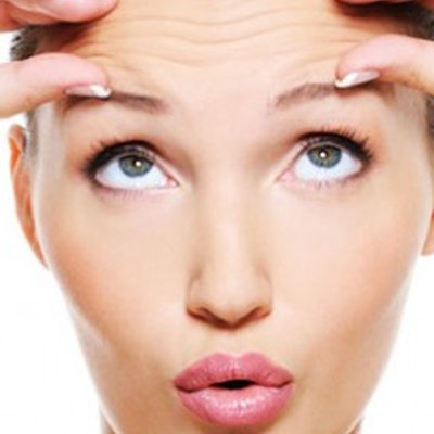 10 thói quen xấu gây nếp nhăn