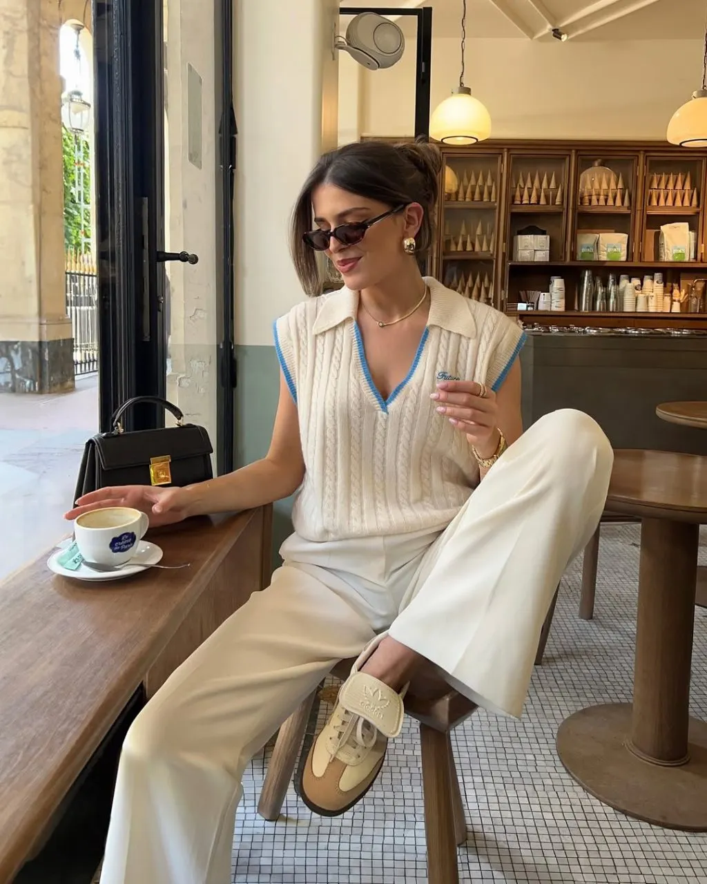 Áo polo kẻ mảnh trên nền dệt cotton pique