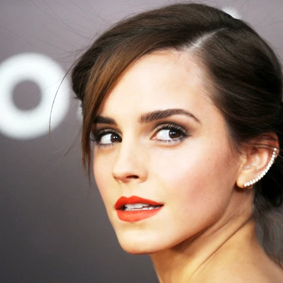 bí quyết dưỡng da mặt Emma Watson