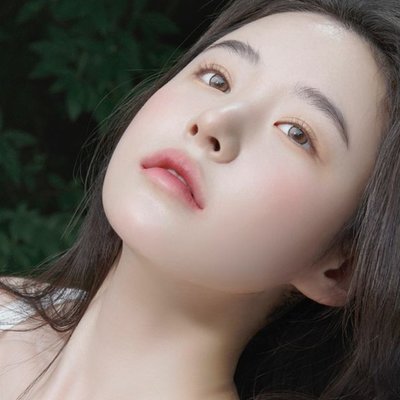 soi da cô gái da trắng hồng