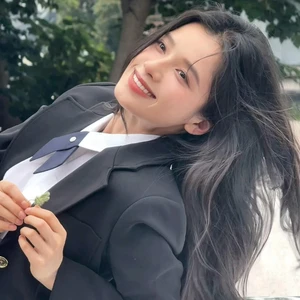 Thời trang Trương Tịnh Nghi trong hoán vũ