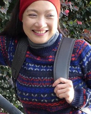 Nghe si Le Khanh