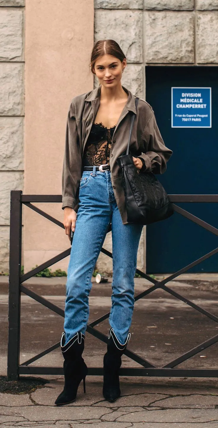 Grace Elizabeth diện bodysuit ren